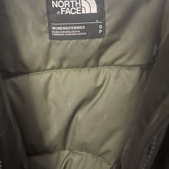 The North Face Women’s Winter Parka - Picture 12 of 16